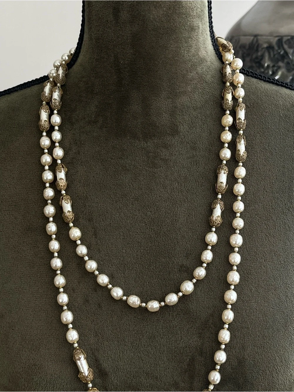 Vintage Miriam Haskell Glass Baroque Pearl Double-Layered Long Beaded Necklace